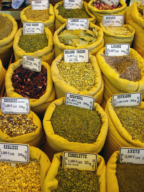 SpiceS in a market in Montpellier.