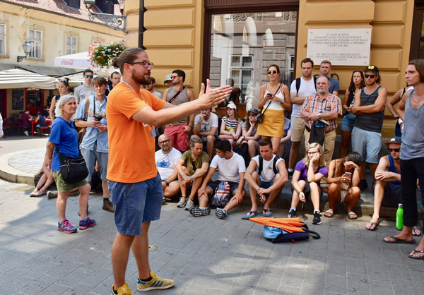Luka, from Free Spirits Tour explaining the history of Gradec and Kaptol