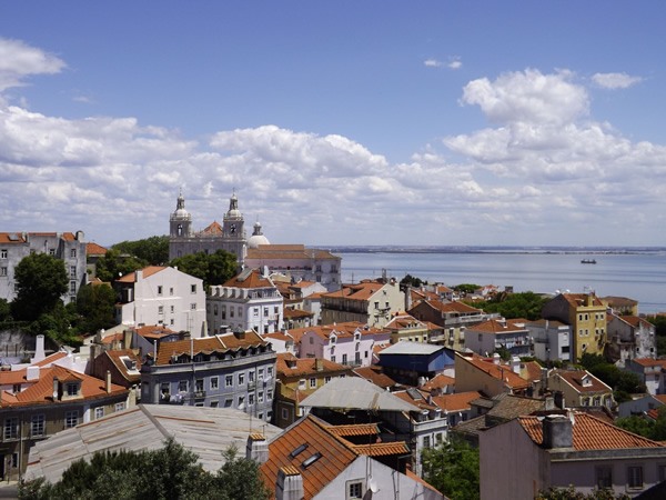 Live abroad in Lisbon, Portugal.