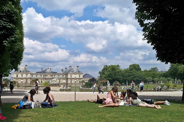 The Jardin de Luxembourg in Paris with students