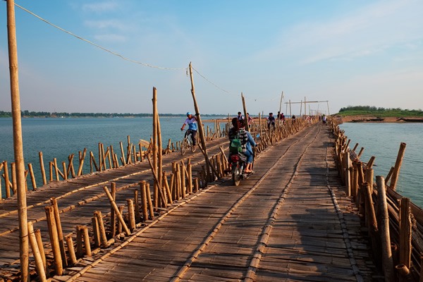 Bamboo bridge at Kampong Cham