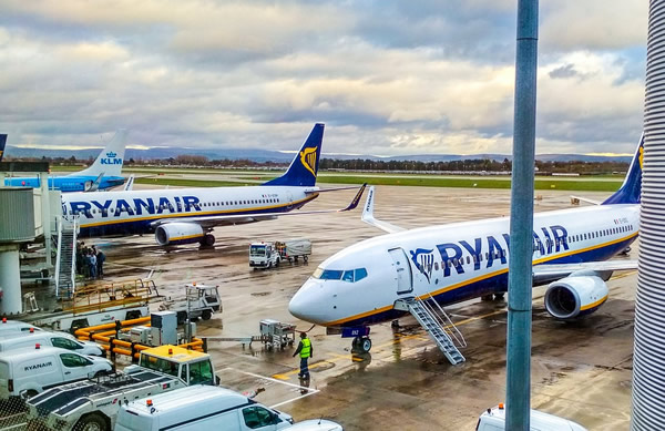 Cheap air travel in Europe Ryanair