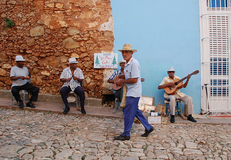 Street musicians in Cuba