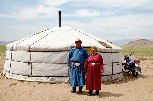 Mongolian family meeting visitors, including travel writer Lies Ouwerkerk.