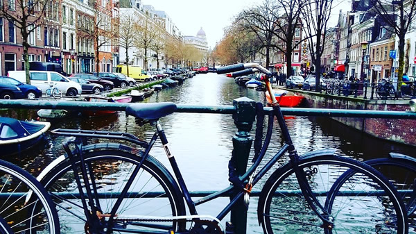 Netherlands store by bike