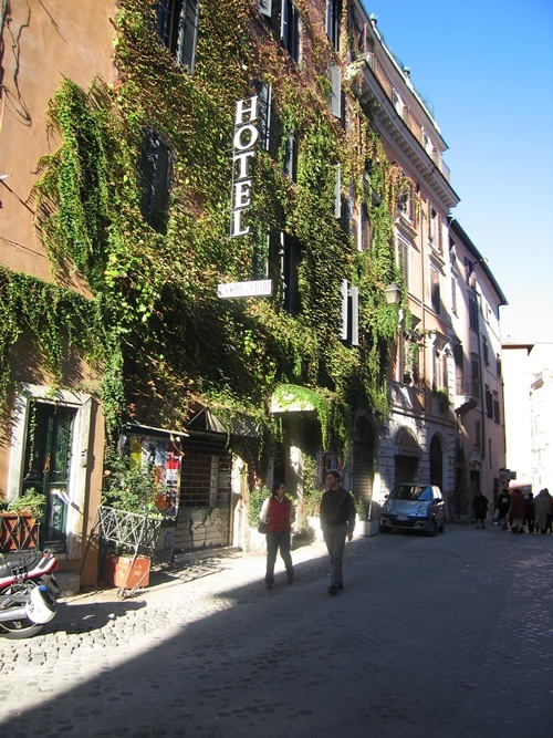 Off-season hotels in Rome