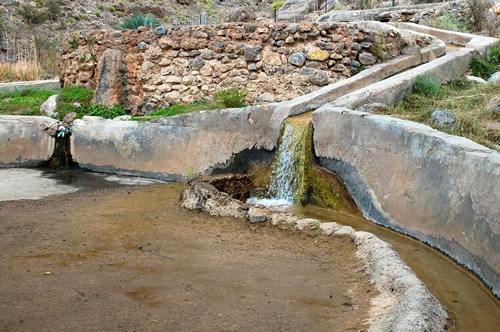 The falaj, an ancient irrigation system