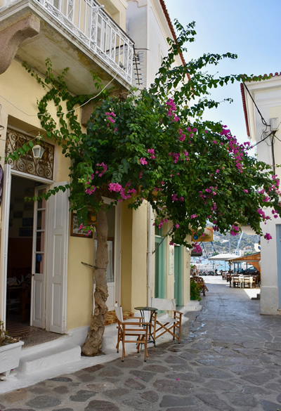 A typical street in Poros