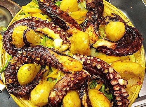 Couscous with octopus