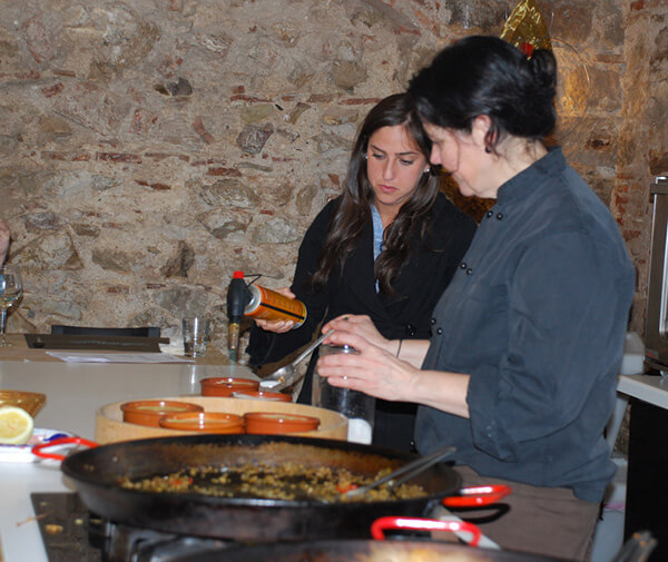 Barcelona cooking class with teacher Teresa and student