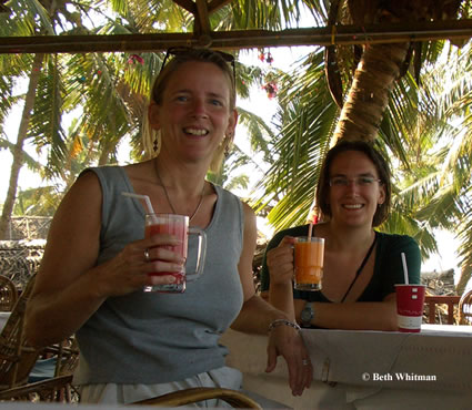 Beth and Kate in Kerala