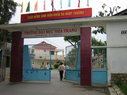 Entrance to Nha Trang University