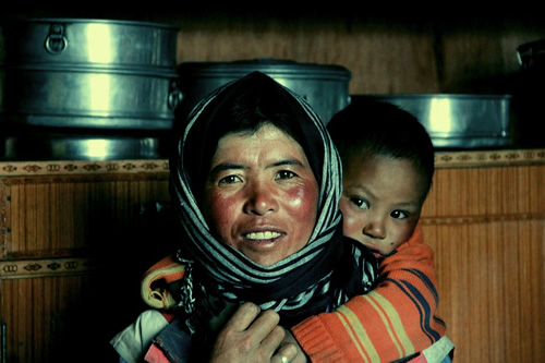 Woman and child in Ladakh
