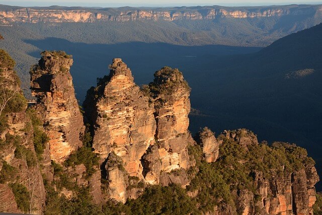 The spectacular 'Three Sisters' rock formations in the Blue Mountains of Australia.