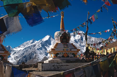 Kunzam Pass is adorned with stupas and prayer flag