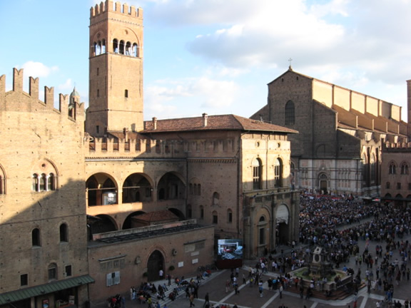 Bologna, Italy: Piazza Maggiore Religious Festival